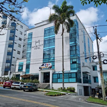 Habitat Suites Hotel Pereira Bagian luar foto